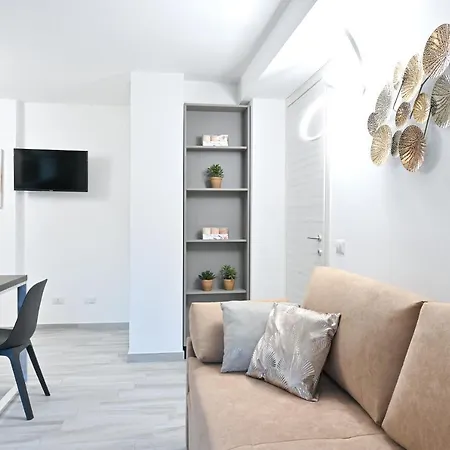 Lakesweetlakecomo Apartament *