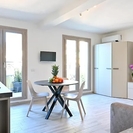 Lakesweetlakecomo Apartament